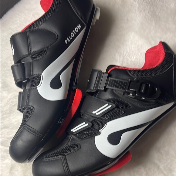 Peloton-Original Cycling Shoe-Women's -41- EUC - Picture 4 of 10